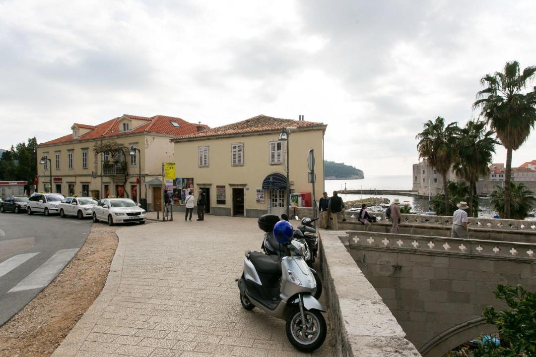 Photo of Others in Ploce