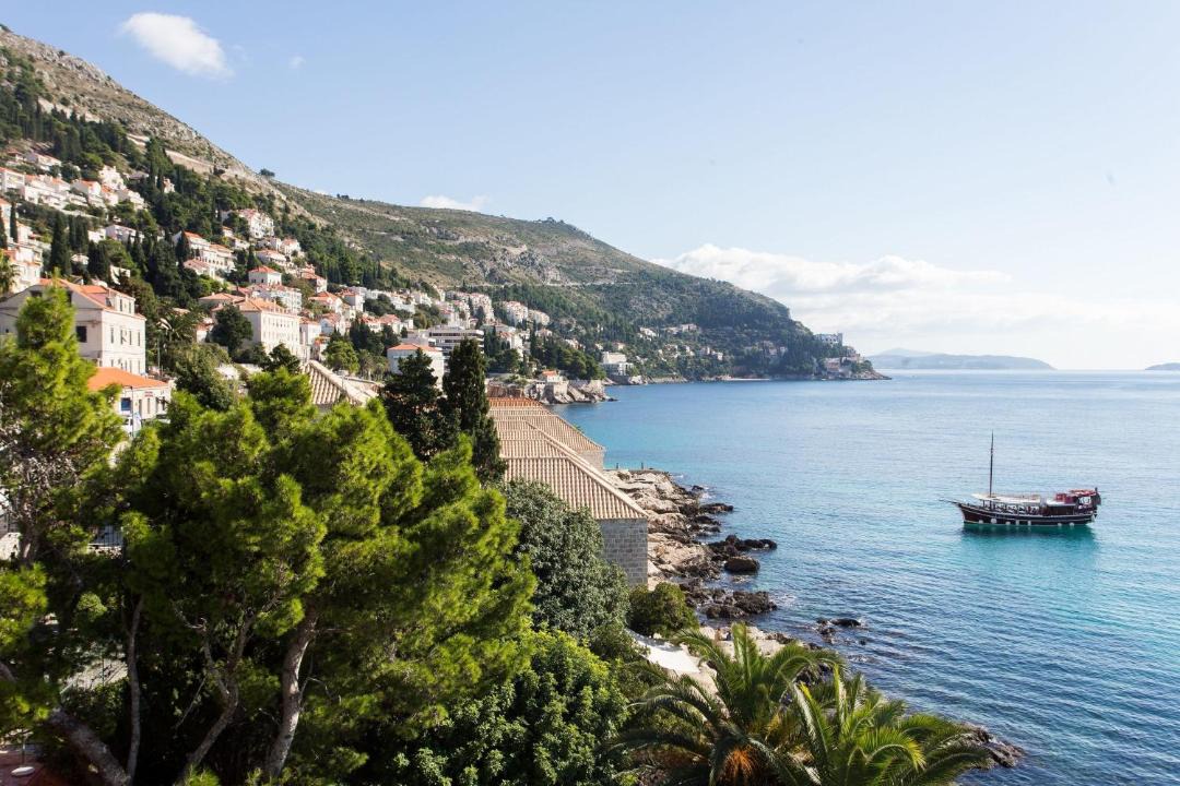 Photo of Others in Ploce