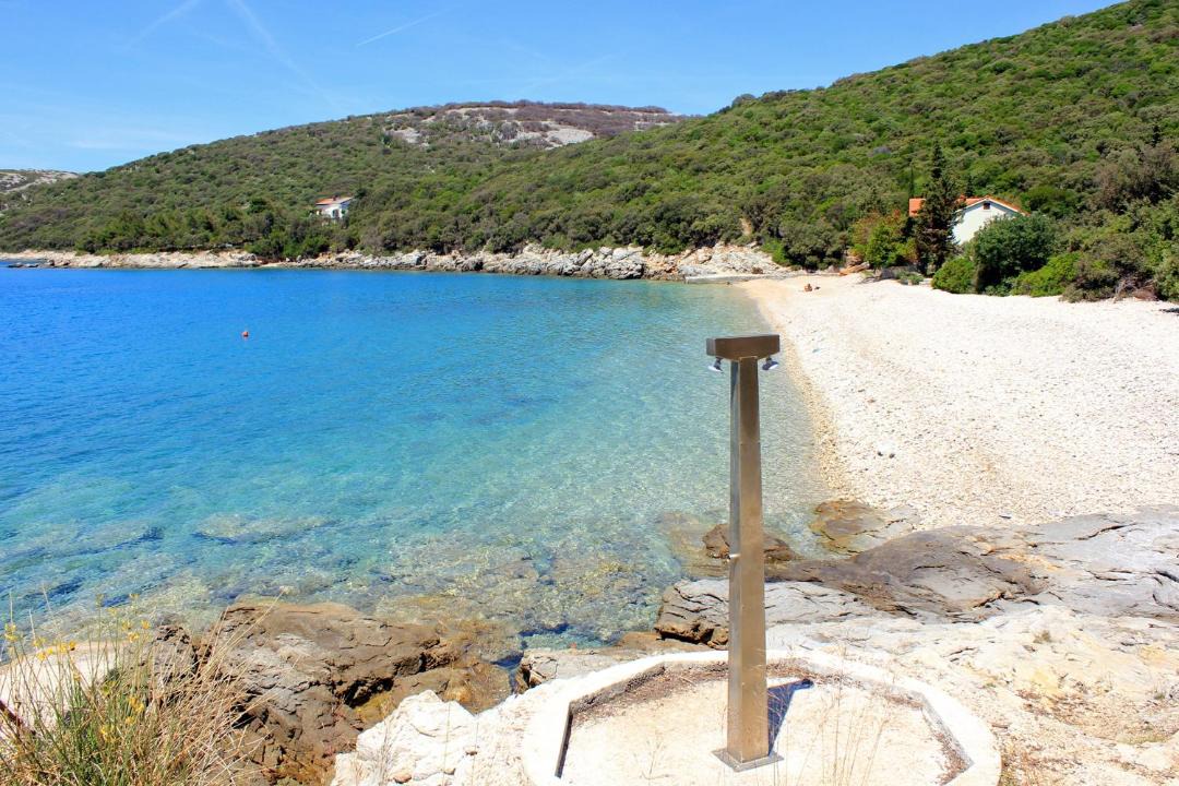 Photo of Outdoor in Ustrine