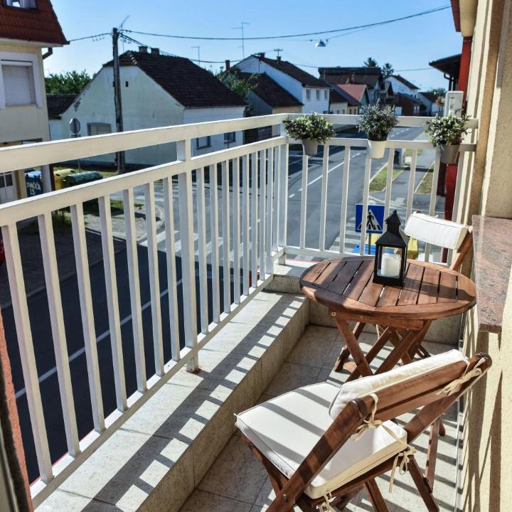 Photo of Patio Balcony in Dakovo