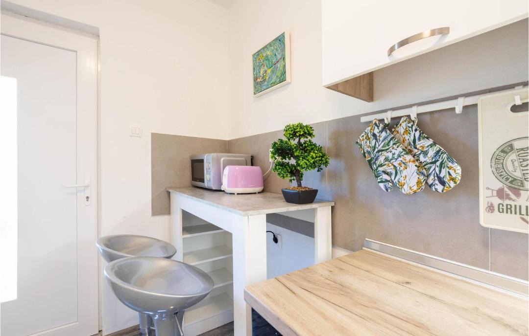 Photo of Others in Omis