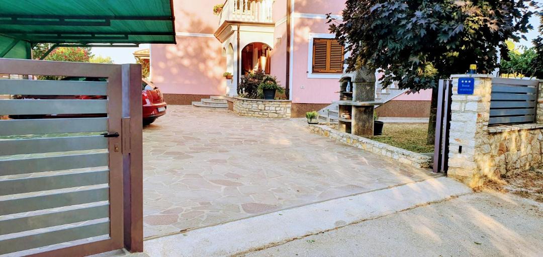 Photo of Others in Gedici
