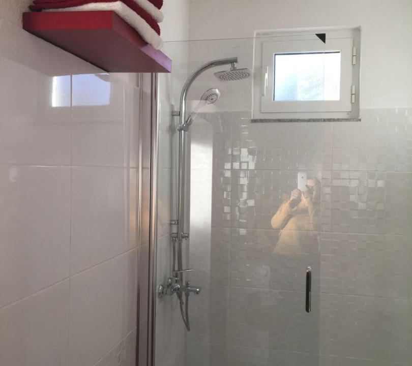 Photo of Bathroom in Blace