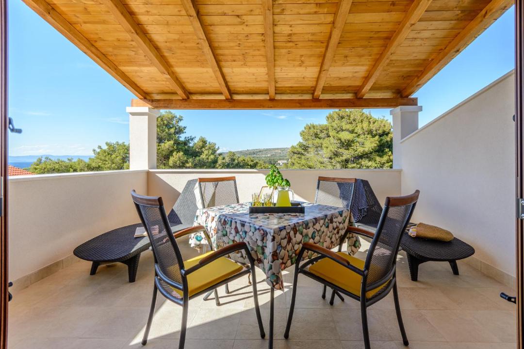 Photo of Patio Balcony in Cove Makarac (Milna)
