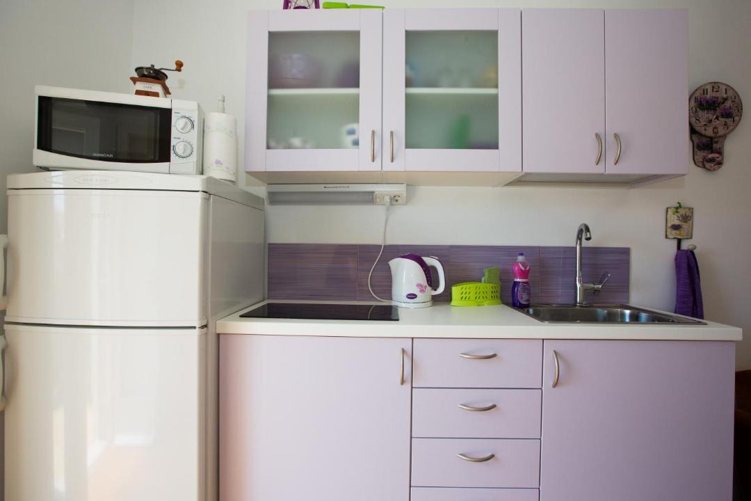Photo of Kitchen in Pile