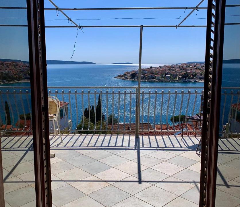 Photo of Patio Balcony in Okrug Gornji