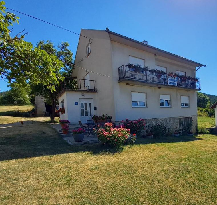 Photo of Others in Vrhovine
