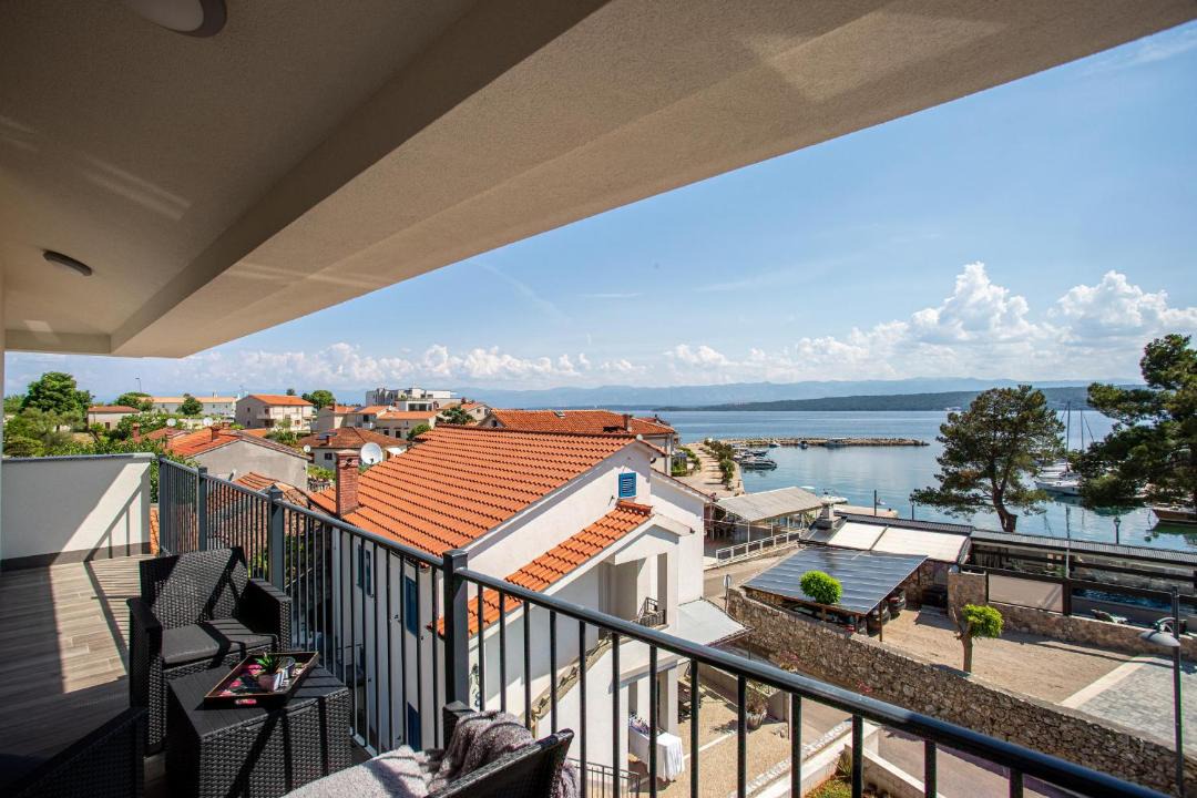 Photo of Others in Porat
