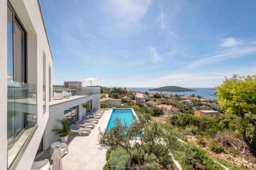 Photo of Patio Balcony in Maslinica