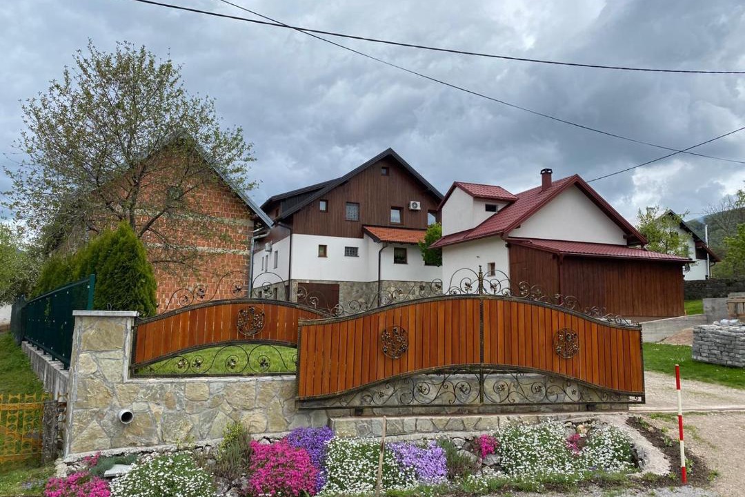 Photo of Buildings in Vrelo Korenicko