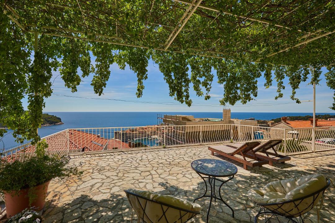 Photo of Others in Ploce