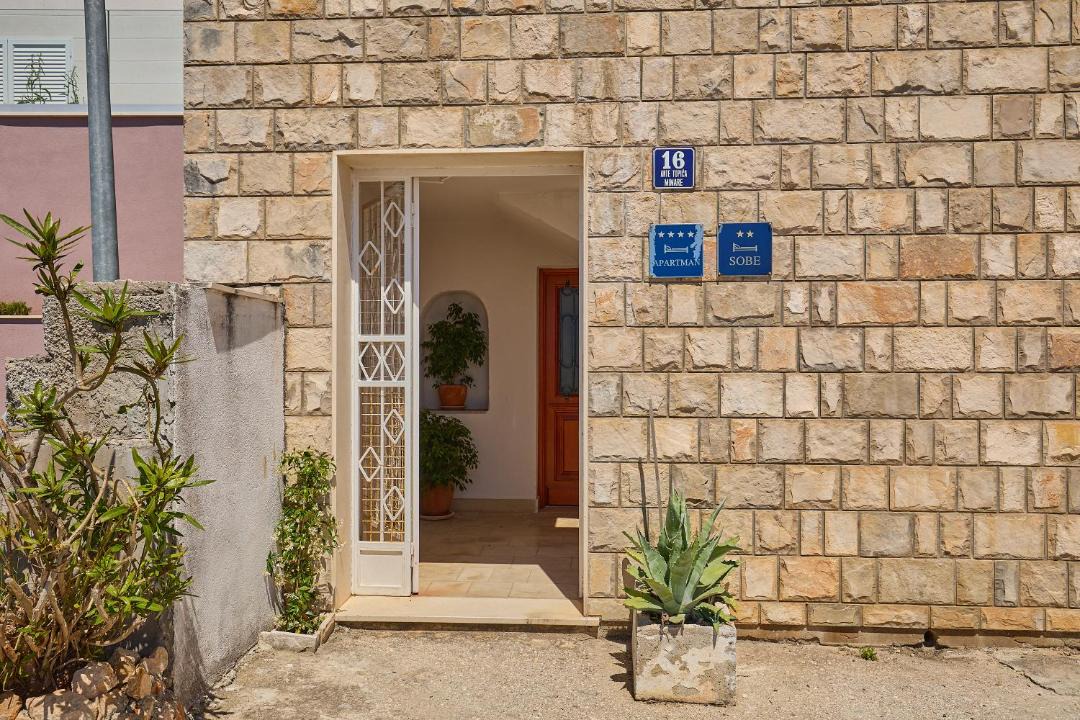 Photo of Others in Ploce