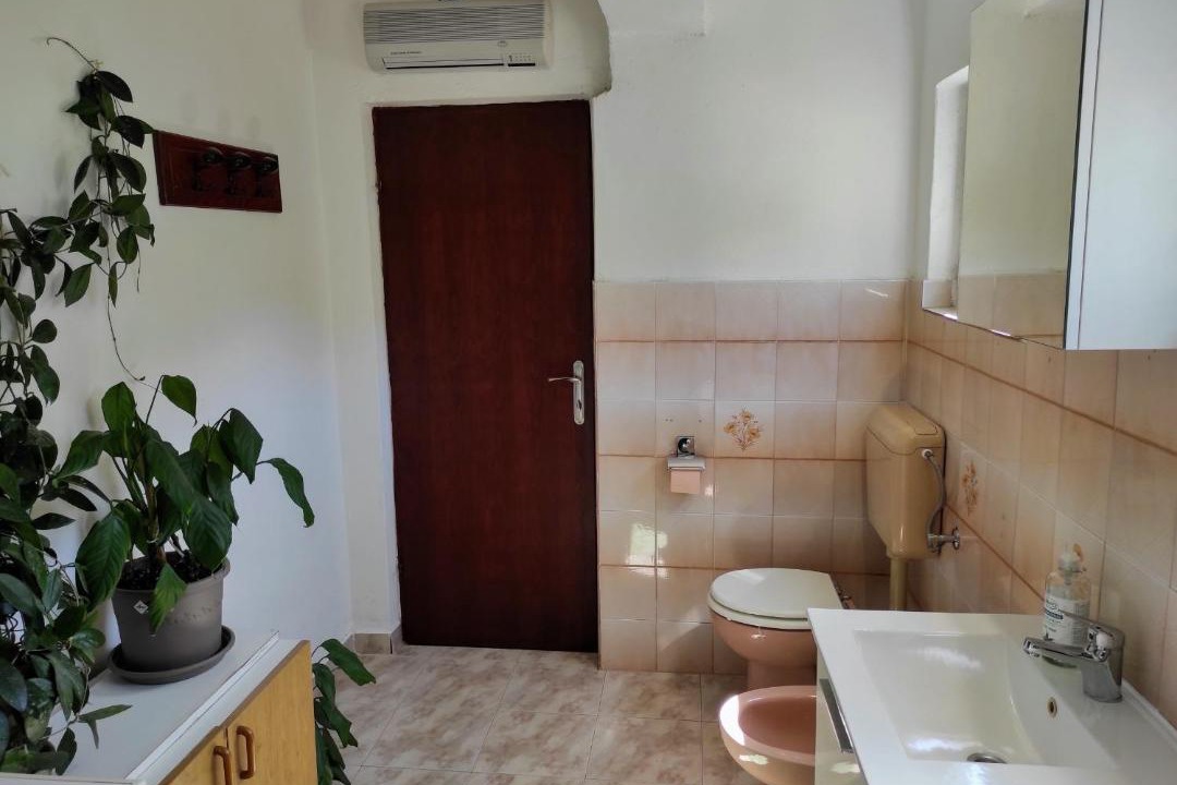 Photo of Bathroom in Knez