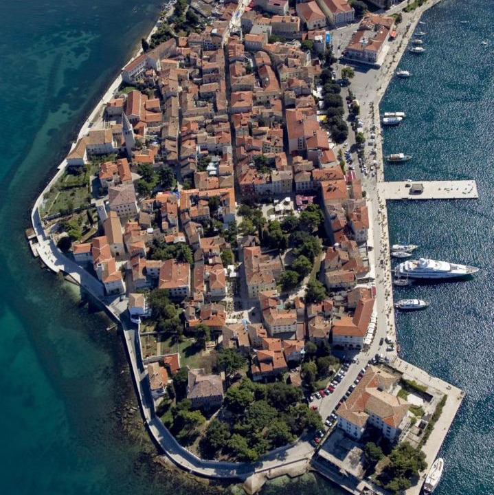 Photo of Buildings in Brulo