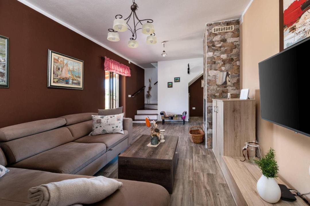 Photo of Livingroom in Manjadvorci