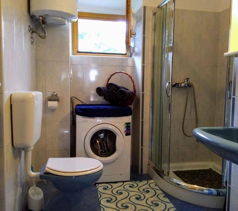 Photo of Bathroom in Mali Turini