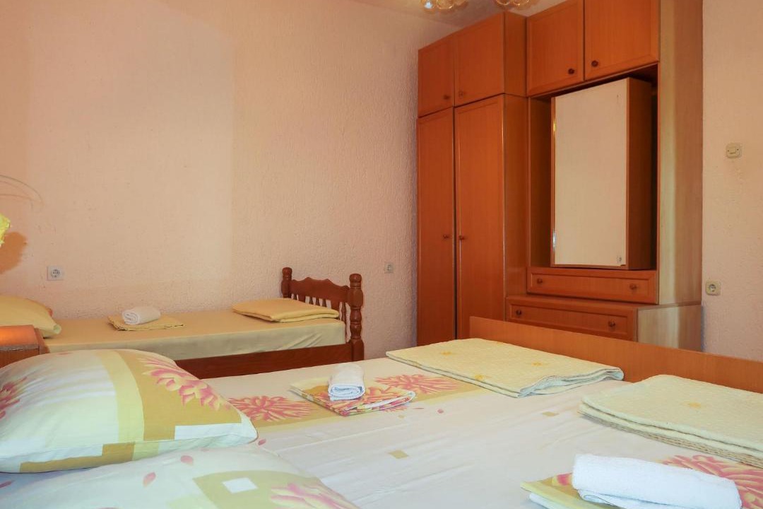 Photo of Others in Vratarusa