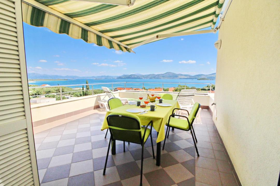 Photo of Patio Balcony in Drace