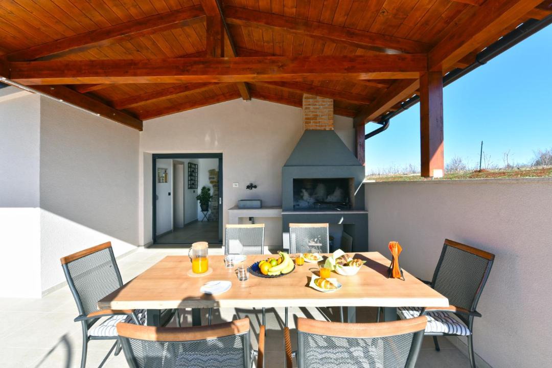 Photo of Patio Balcony in Marusici