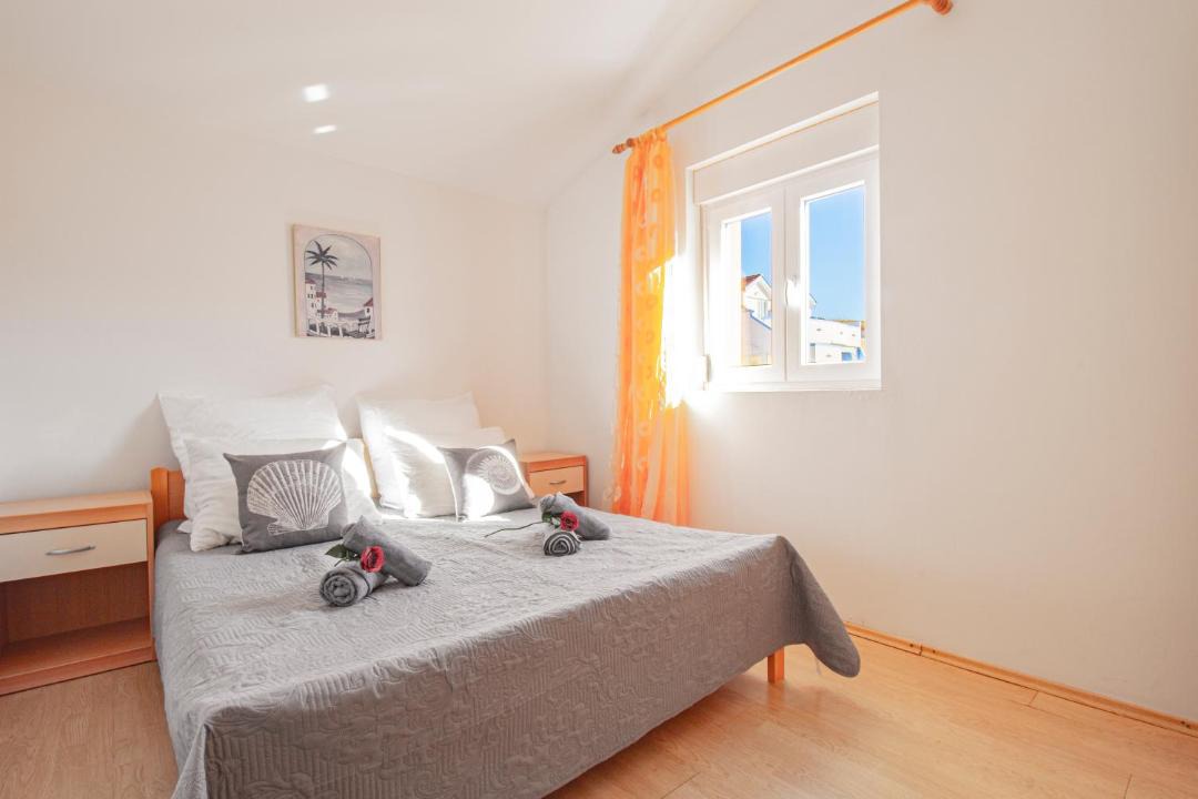 Photo of Bedroom in Metajna