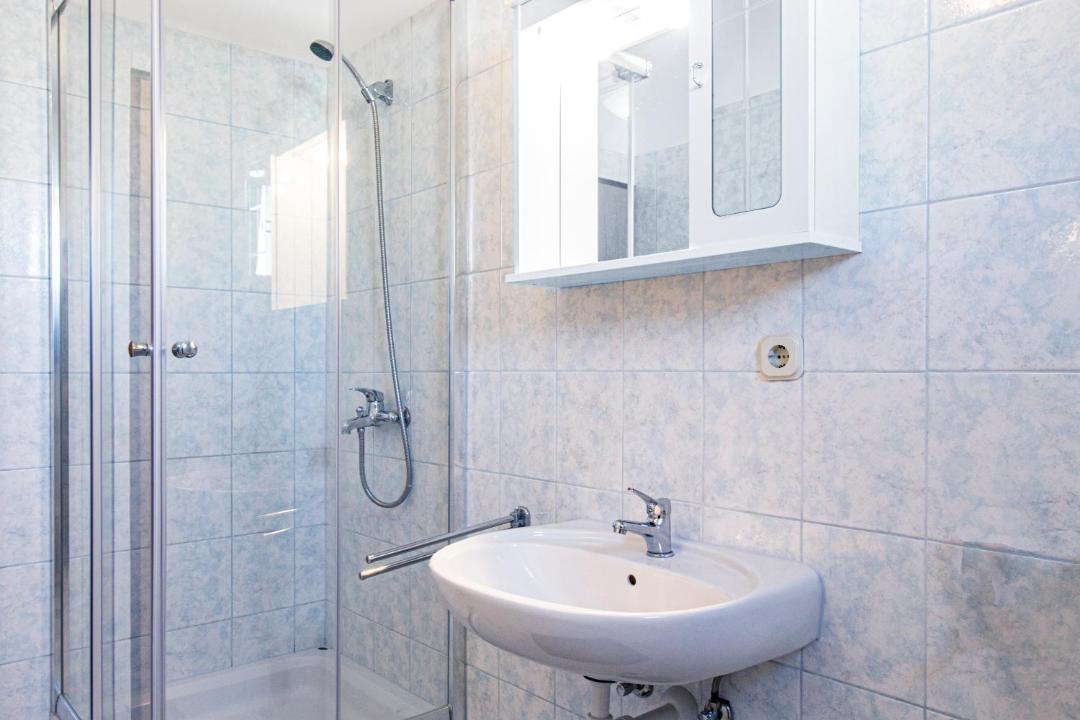 Photo of Bathroom in Metajna