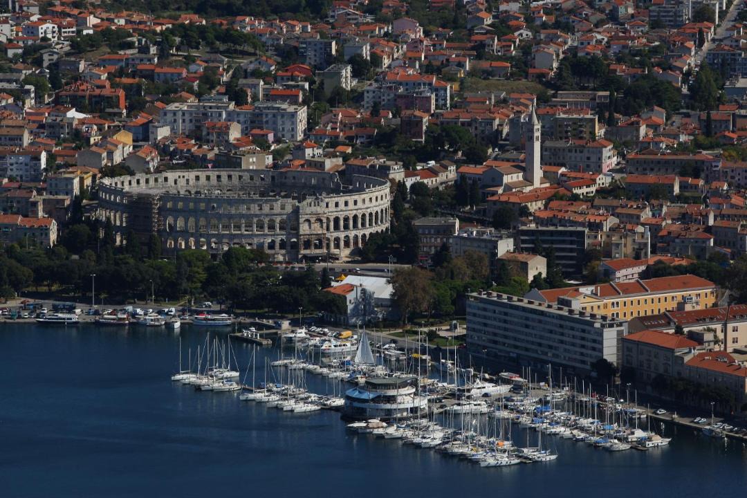 Photo of Buildings in Vintijan