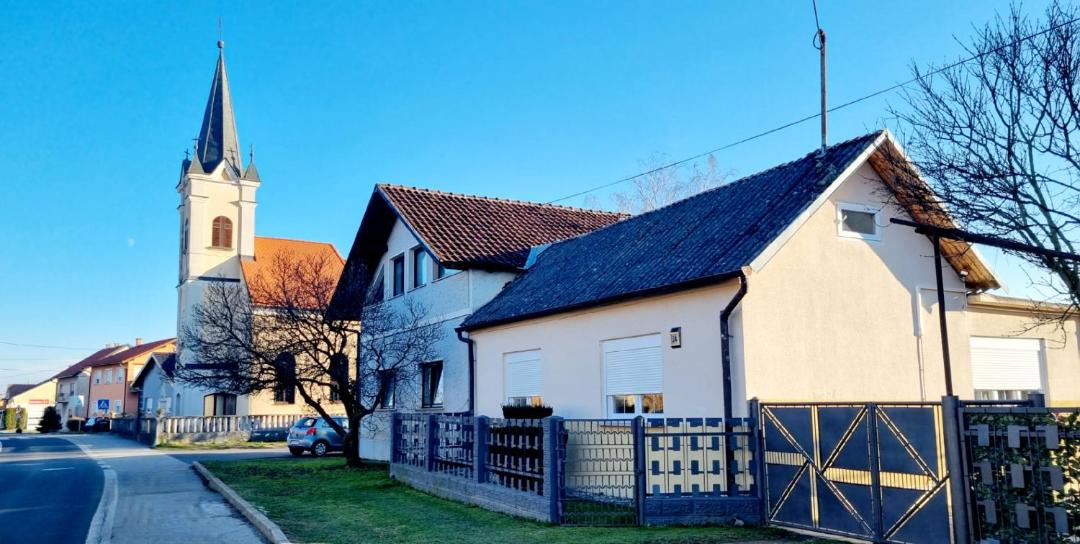 Photo of Buildings in Pribislavec