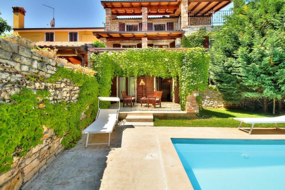 Photo of Outdoor in Materada