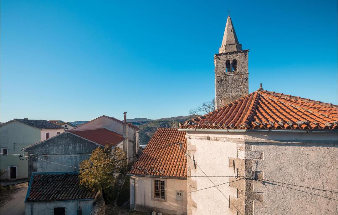 Photo of Buildings in Boljun