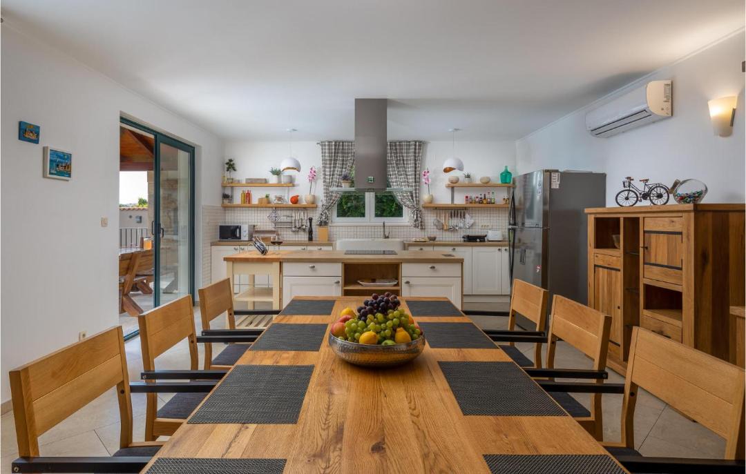 Photo of Kitchen in Zrnovnica