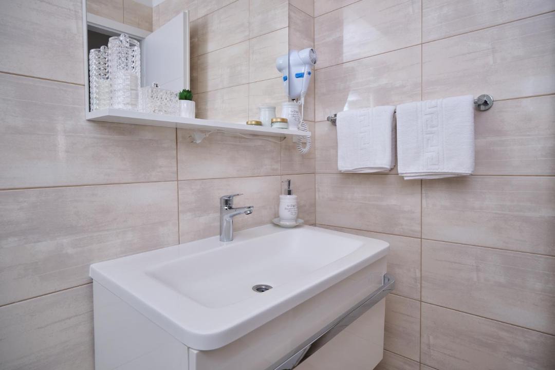 Photo of Bathroom in Rudine