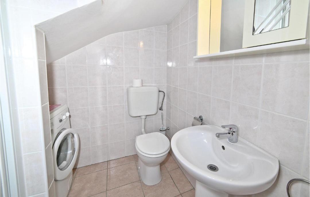 Photo of Bathroom in Veliki Drvenik