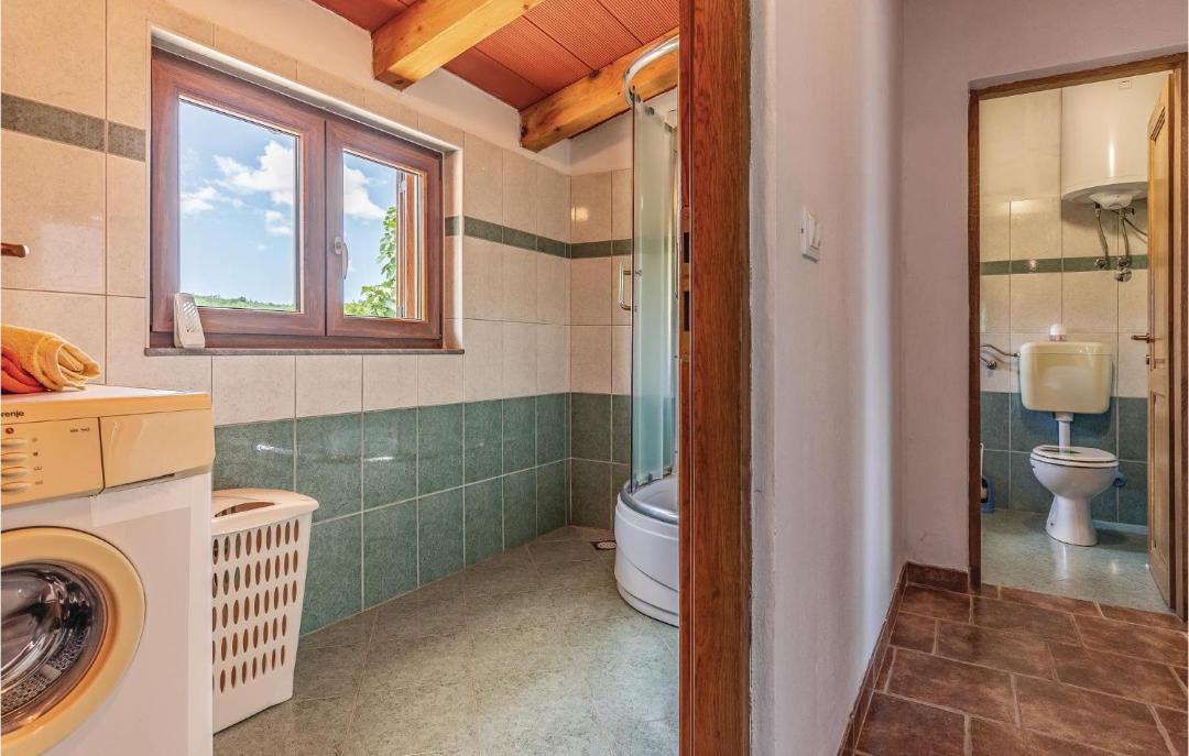 Photo of Bathroom in Rakotule
