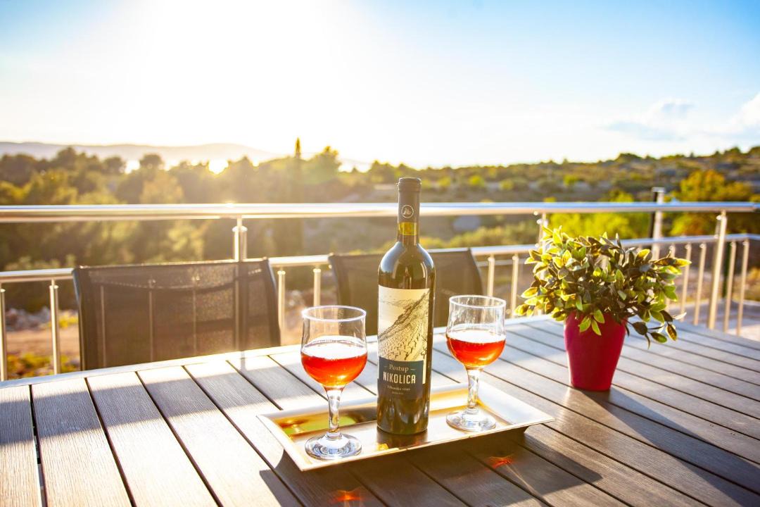 Photo of Patio Balcony in Cove Makarac (Milna)