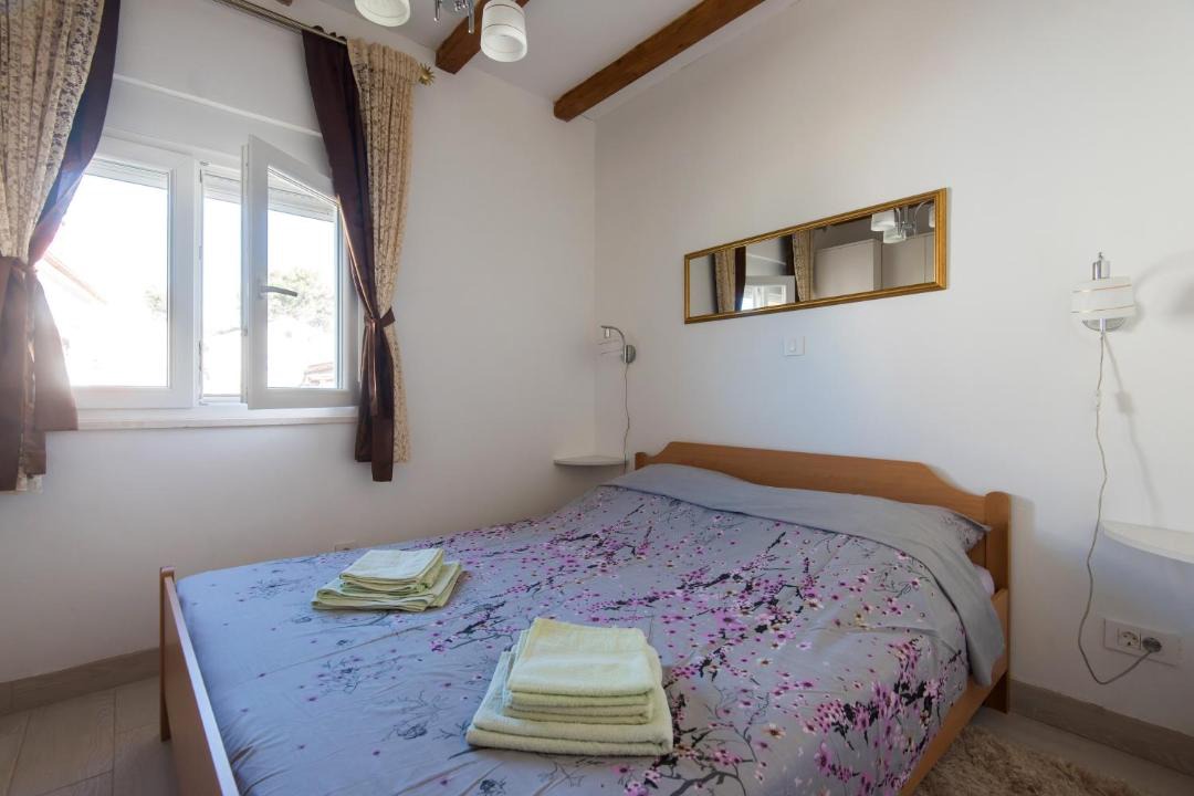 Photo of Bedroom in Molat