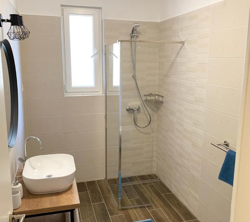 Photo of Bathroom in Simuni