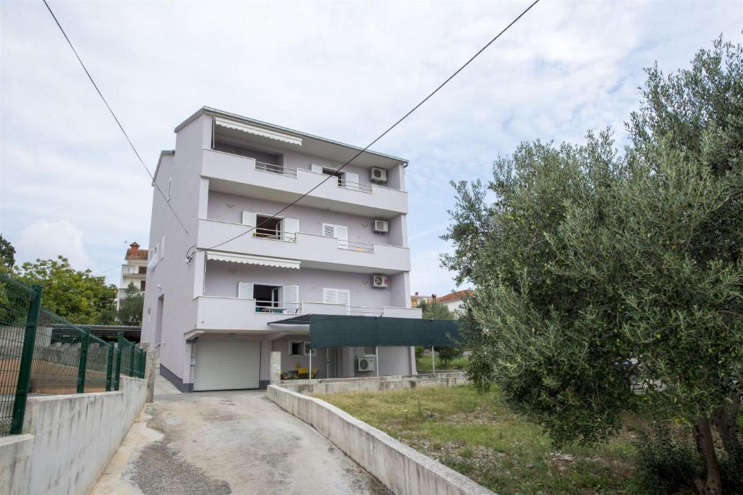 Photo of Others in Okrug Gornji
