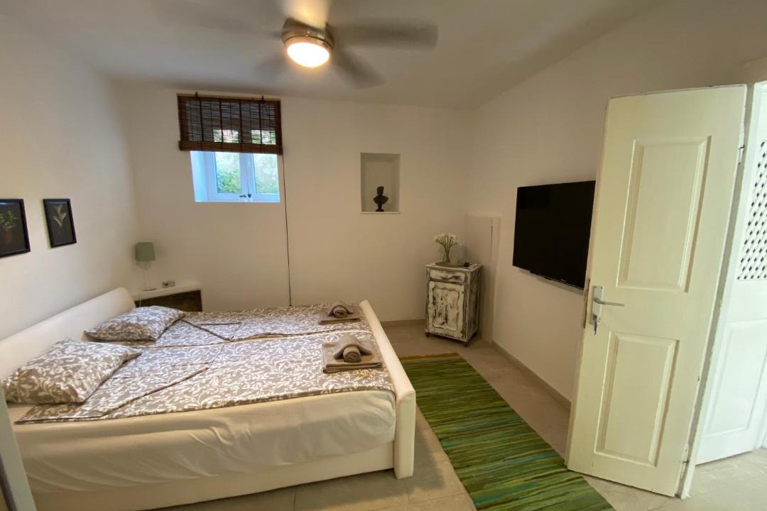 Photo of Bedroom in Cove Murtar