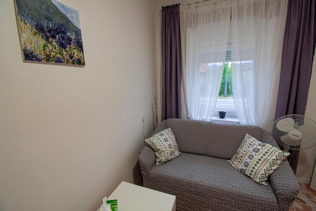 Photo of Livingroom in Cove Parja