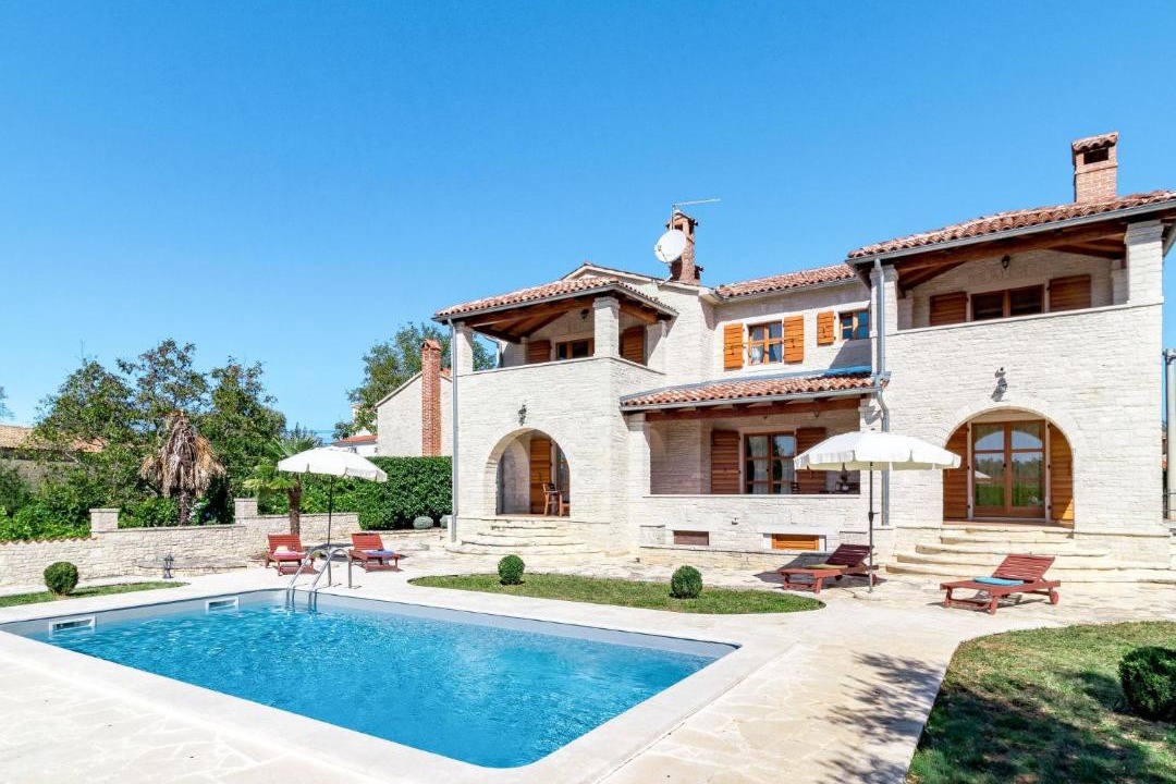 Photo of Outdoor in Stifanici
