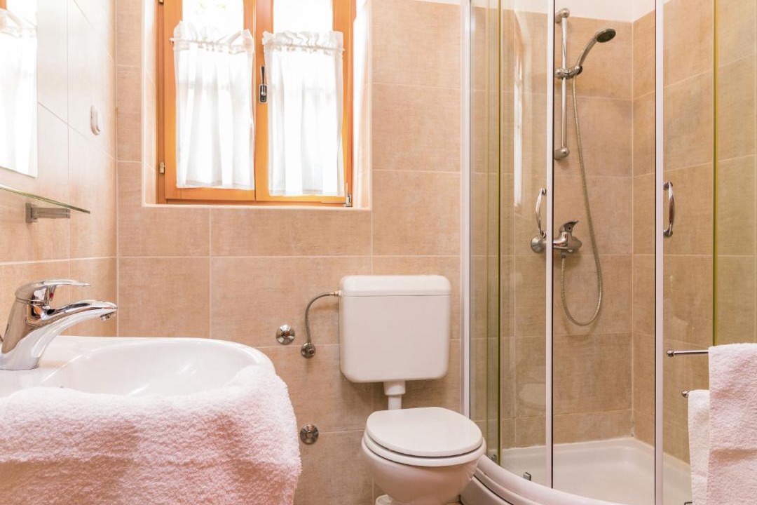 Photo of Bathroom in Stifanici