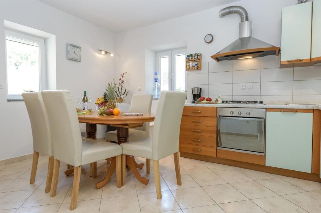 Photo of Kitchen in Molat