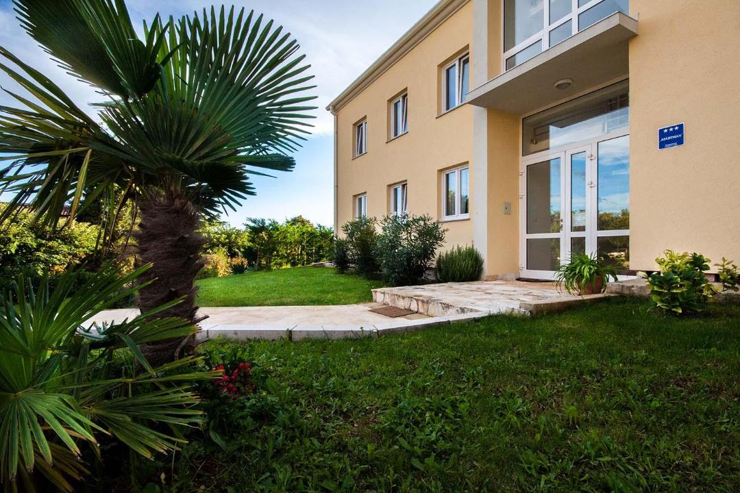 Photo of Others in Monterol