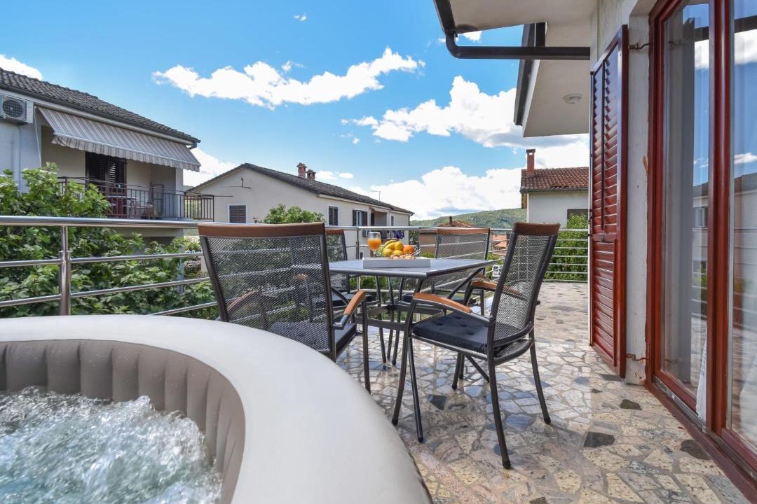 Photo of Patio Balcony in Buzet