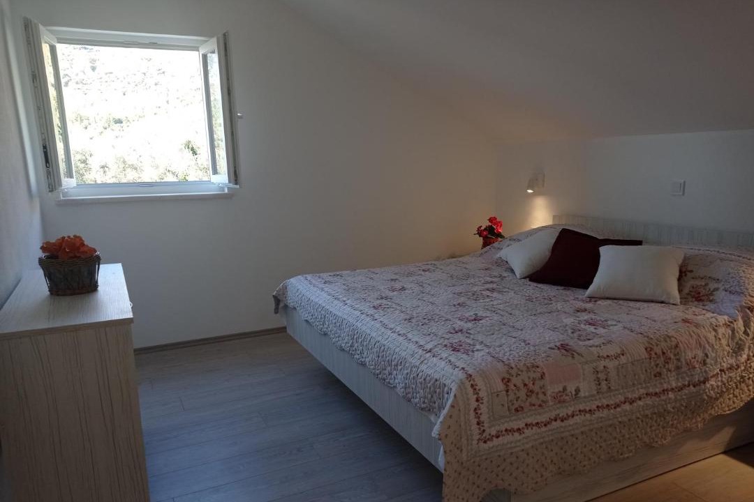 Photo of Bedroom in Brsecine
