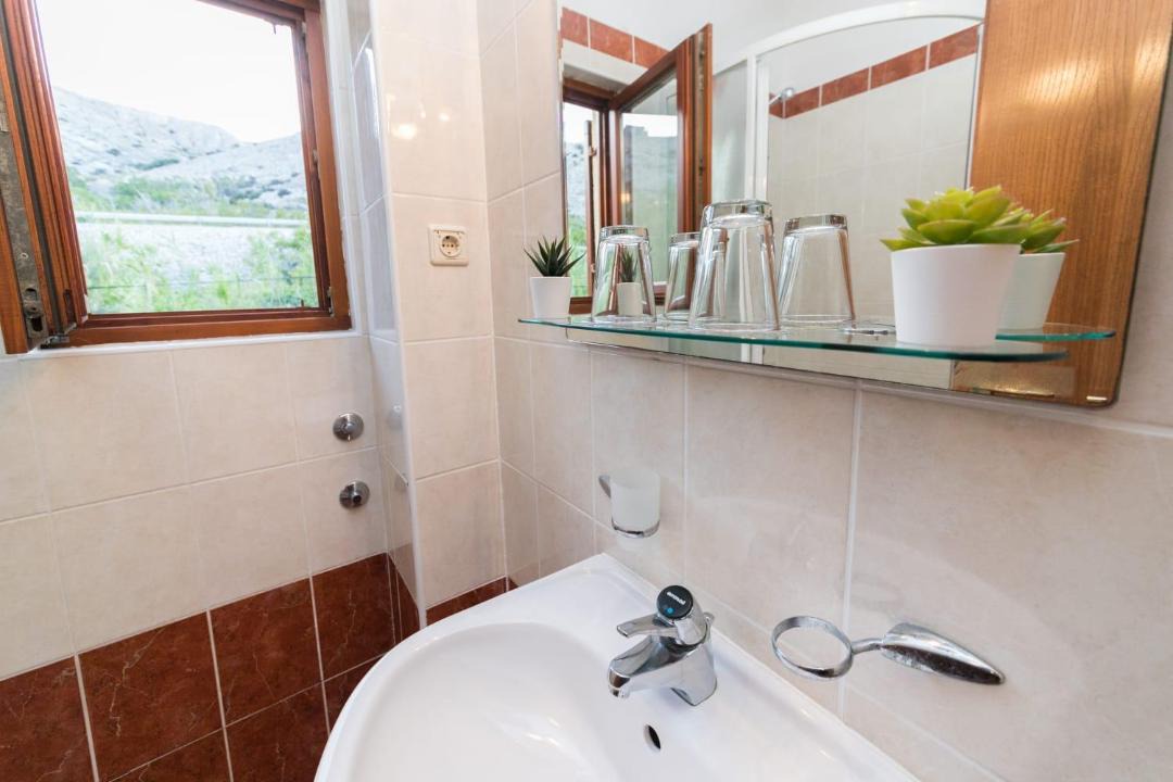 Photo of Bathroom in Pag