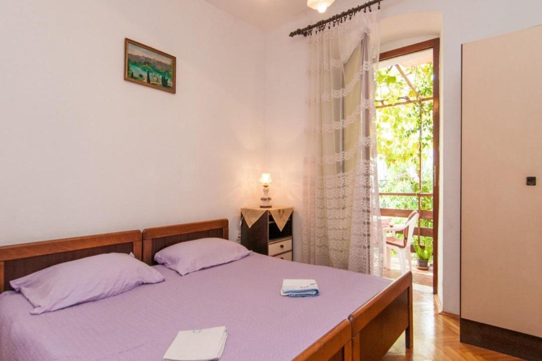 Photo of Bedroom in Cove Murtar