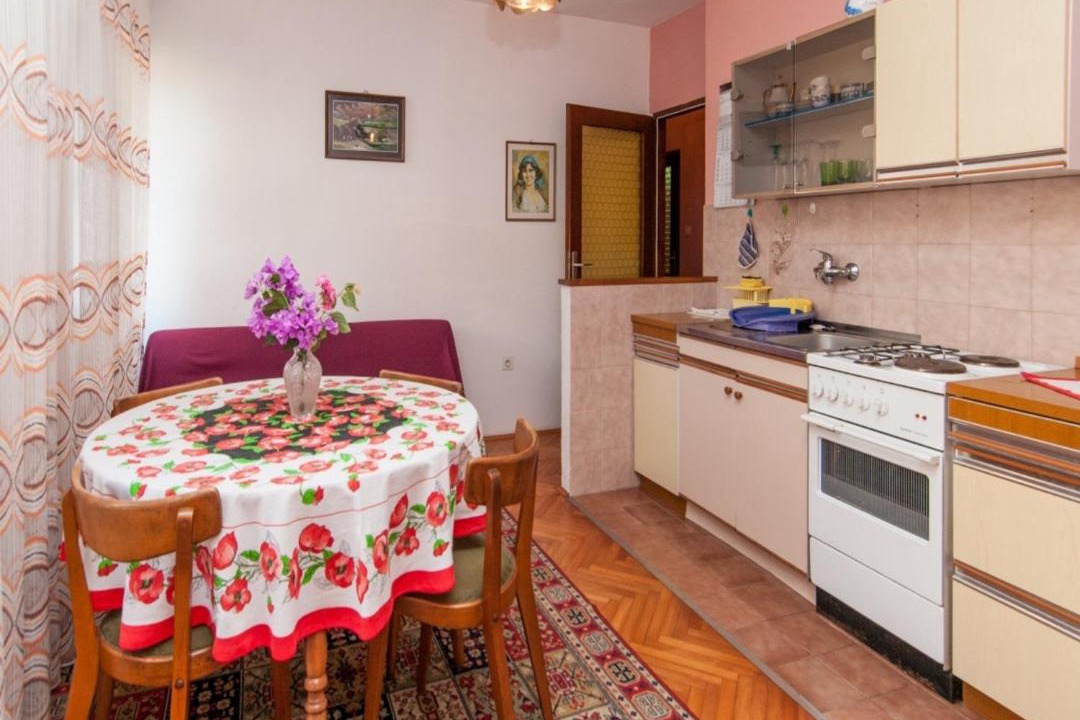 Photo of Kitchen in Cove Murtar
