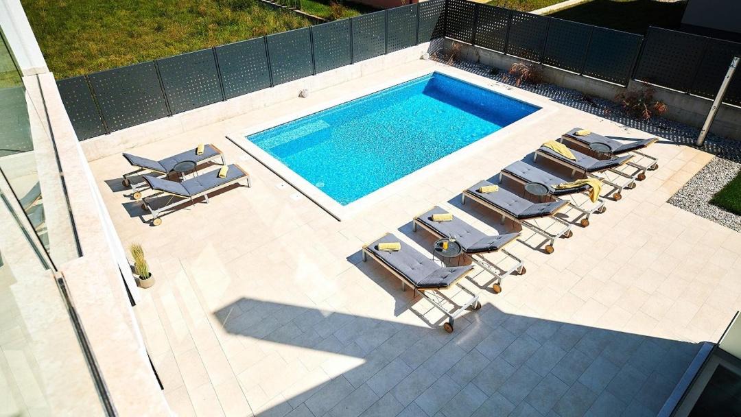 Photo of Others in Kastel