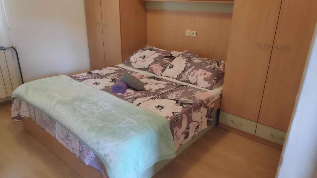 Photo of Bedroom in Banjol